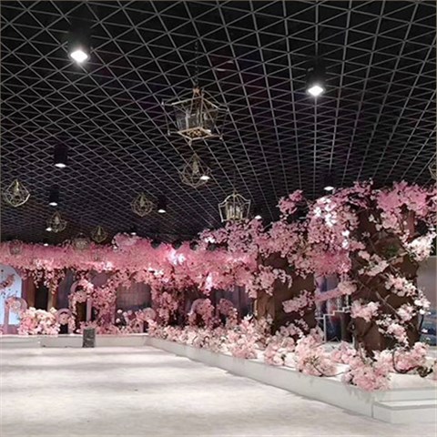 三角形铝格栅